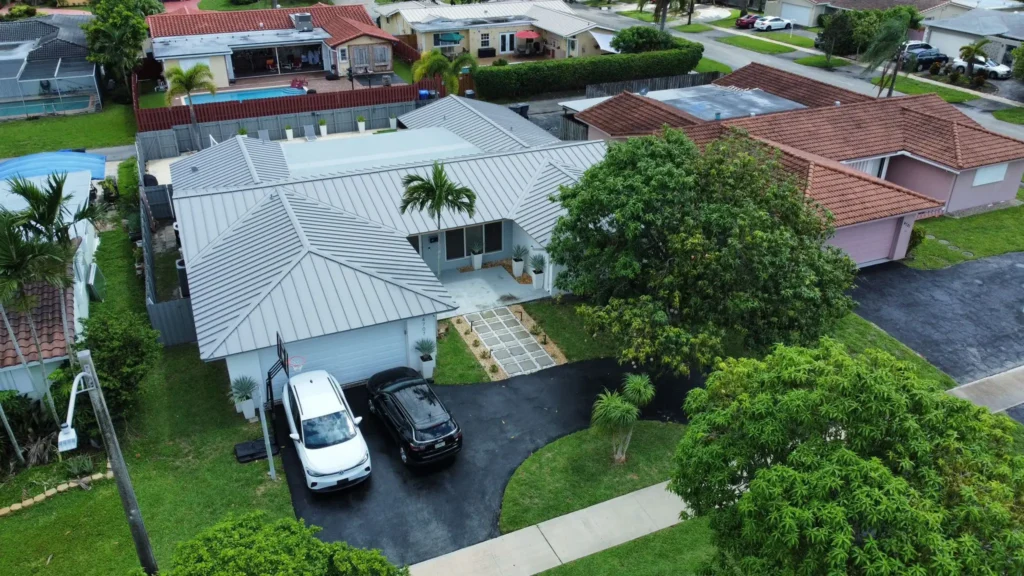 Roofing Services in Hollywood, FL